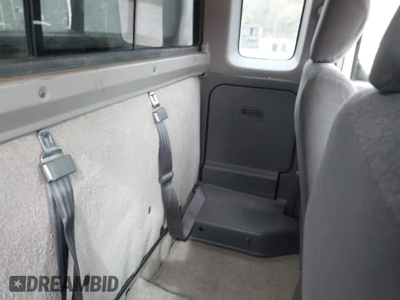 ✅ 1998 Nissan Frontier XE • VIN: 1N6DD26SXWC366952 • Lot: 41933615. Wystawiony na IAAI z przebiegiem 231 728 mil. Bezpłatny archiwum sprzedaży aukcyjnych z USA i szczegółowy raport historii pojazdu na DreamBid. Zdjęcie 8.