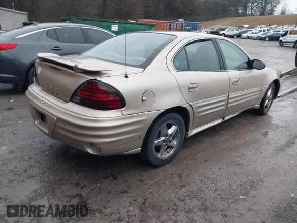 ✅ 2002 Pontiac Grand Am SE1 • VIN: 1G2NF52F82C269968 • Lot: 41541497. Listed on IAAI with 212,736 mi. Free auction sales archive from the USA and detailed vehicle history report at DreamBid. Image 4.