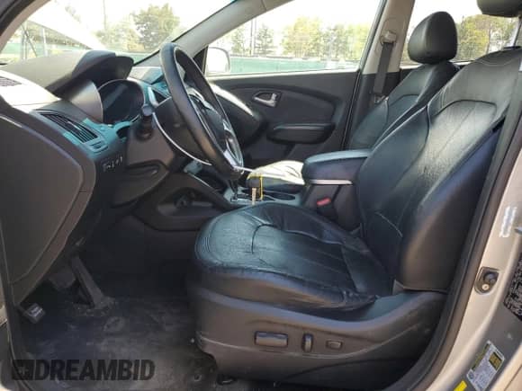 ✅ 2011 Hyundai Tucson Limited • VIN: KM8JUCAC8BU222442 • Lot: 57816495. Listed on Copart with 129,610 mi miles. Access the free auction sales archive from the USA and view a detailed vehicle history report at DreamBid. Image 7.