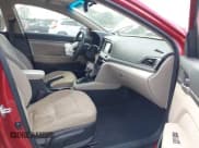 ✅ 2018 Hyundai Elantra Limited • VIN: 5NPD84LF7JH267397 • Lot: 43391771. Wystawiony na IAAI z przebiegiem 147 733 mil. Bezpłatny archiwum sprzedaży aukcyjnych z USA i szczegółowy raport historii pojazdu na DreamBid. Zdjęcie 5.