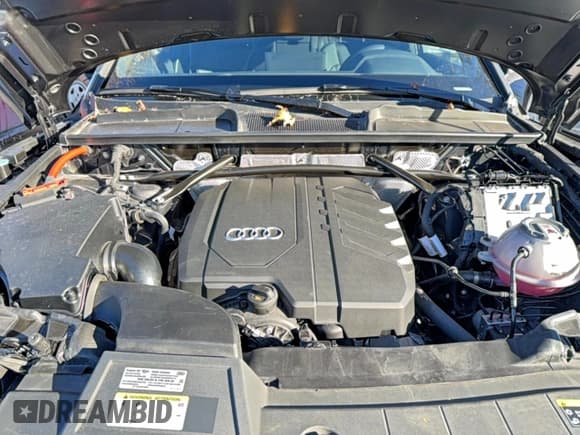 ✅ 2023 Audi Q5 S line Premium Plus • VIN: WA1EAAFY2P2110661 • Лот: 96317695. Опубликован ранее на Copart с пробегом 5 675 миль. Бесплатный доступ к архиву аукционных продаж из США и подробный отчёт об истории автомобиля на DreamBid. Изображение 7.