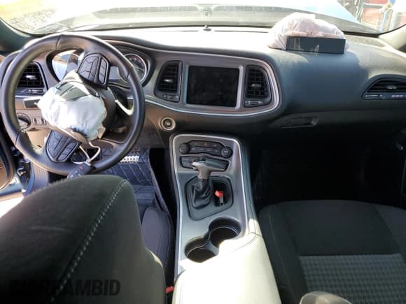 ✅ 2021 Dodge Challenger R/T Scat Pack • VIN: 2C3CDZFJ0MH673785 • Lot: 39133573. Listed on Copart with 7,678 mi. Free auction sales archive from the USA and detailed vehicle history report at DreamBid. Image 8.