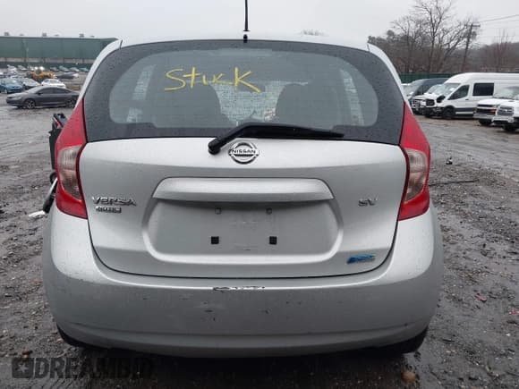 ✅ 2015 Nissan Note SR • VIN: 3N1CE2CP2FL427424 • Lot: 43814128. Wystawiony na IAAI z przebiegiem 134 041 mil. Bezpłatny archiwum sprzedaży aukcyjnych z USA i szczegółowy raport historii pojazdu na DreamBid. Zdjęcie 17.