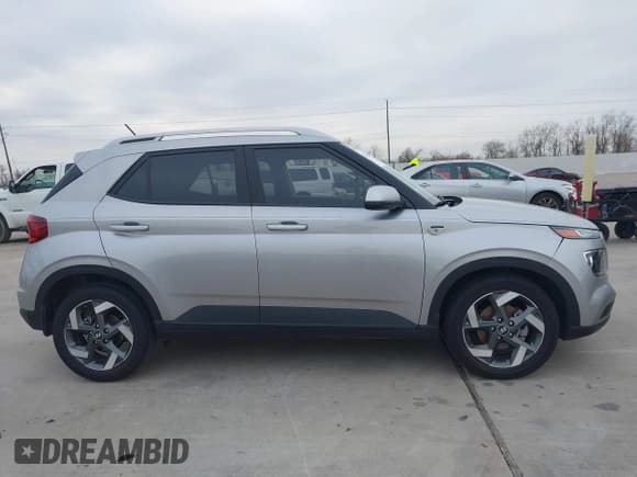 ✅ 2023 Hyundai Venue SEL • VIN: KMHRC8A37PU250629 • Lot: 41283265. Listed on IAAI with 11,113 mi. Free auction sales archive from the USA and detailed vehicle history report at DreamBid. Image 13.