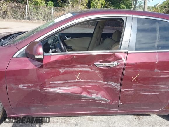 ✅ 2012 Acura TSX • VIN: JH4CU2F43CC020137 • Lot: 43208889. Listed on IAAI with 331,541 mi. Free auction sales archive from the USA and detailed vehicle history report at DreamBid. Image 6.