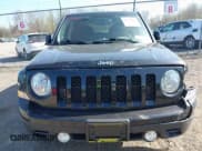 ✅ 2017 Jeep Patriot Sport • VIN: 1C4NJRBB0HD144870 • Lot: 42135865. Wystawiony na IAAI z przebiegiem 49 130 mil. Bezpłatny archiwum sprzedaży aukcyjnych z USA i szczegółowy raport historii pojazdu na DreamBid. Zdjęcie 12.