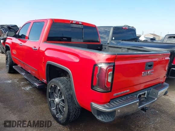 ✅ 2017 GMC Sierra 1500 SLT • VIN: 3GTU2NEC8HG183022 • Лот: 42989436. Опубликован ранее на IAAI с пробегом 205 633 миль. Бесплатный доступ к архиву аукционных продаж из США и подробный отчёт об истории автомобиля на DreamBid. Изображение 3.