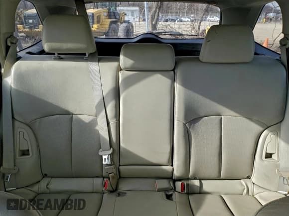 ✅ 2013 Subaru Outback Limited • VIN: 4S4BRCKC3D3288071 • Lot: 96298965. Listed on Copart with 168,171 mi. Free auction sales archive from the USA and detailed vehicle history report at DreamBid. Image 10.