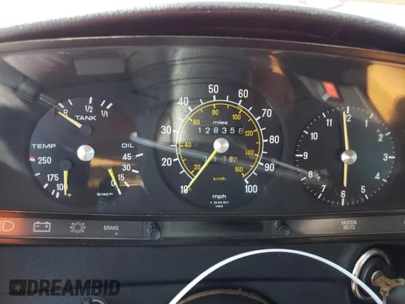 ✅ 1977 Mercedes-Benz 240 • VIN: 12312310024763 • Lot: 59380865. Listed on Copart with 128,356 mi. Free auction sales archive from the USA and detailed vehicle history report at DreamBid. Image 9.