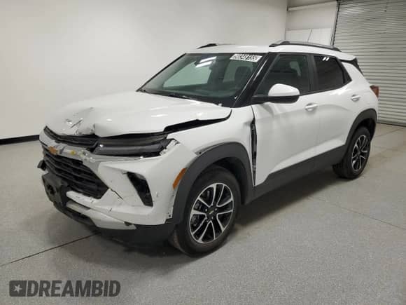 2025 Chevrolet TrailBlazer LT с VIN KL79MRSL0SB190586, выставлен на аукционе Copart как лот 90348155 с пробегом 14 864 миль миль и Чистый • Clean title. История ставок и продаж доступна на DreamBid. Изображение 1.