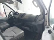 ✅ 2015 Ford Transit • VIN: 1FTSW3XV0FKA17193 • Lot: 41717653. Wystawiony na IAAI z przebiegiem 160 355 mil. Bezpłatny archiwum sprzedaży aukcyjnych z USA i szczegółowy raport historii pojazdu na DreamBid. Zdjęcie 5.