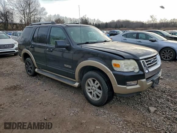 ✅ 2006 Ford Explorer Eddie Bauer • VIN: 1FMEU74E06UA71897 • Lot: 96151125. Listed on Copart with Not provided. Free auction sales archive from the USA and detailed vehicle history report at DreamBid. Image 4.
