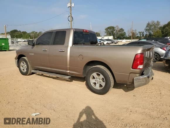 2009 Dodge 1500 SLT с VIN 1D3HB18P19S760094, выставлен на аукционе Copart как лот 82261944 с пробегом 122 424 миль миль и Списание • Salvage title. История ставок и продаж доступна на DreamBid. Изображение 2.