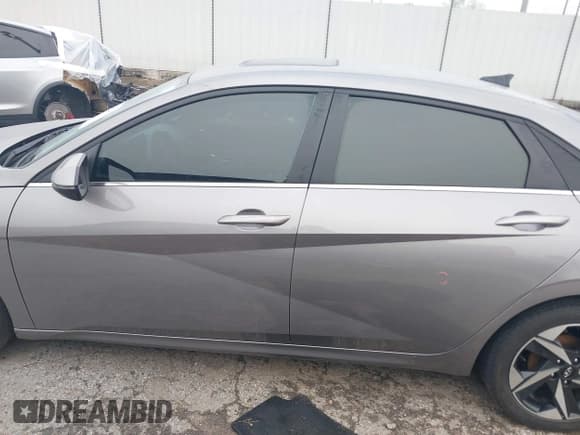 ✅ 2023 Hyundai Elantra Limited • VIN: KMHLP4AG0PU486724 • Лот: 41205012. Опубликован ранее на IAAI с пробегом 23 065 миль. Бесплатный доступ к архиву аукционных продаж из США и подробный отчёт об истории автомобиля на DreamBid. Изображение 14.