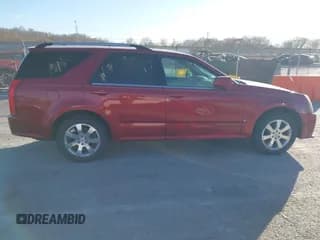 ✅ 2009 Cadillac SRX AWD • VIN: 1GYEE437490100987 • Lot: 43784620. Wystawiony na IAAI z przebiegiem 232 947 mil. Bezpłatny archiwum sprzedaży aukcyjnych z USA i szczegółowy raport historii pojazdu na DreamBid. Zdjęcie 6.