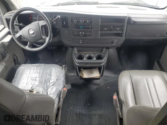 ✅ 2008 Chevrolet Express Cargo • VIN: 1GCGG29C781129961 • Lot: 71632975. Listed on Copart with 160,791 mi. Free auction sales archive from the USA and detailed vehicle history report at DreamBid. Image 8.