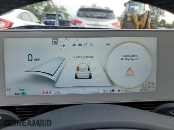 2024 Hyundai Ioniq 5 SEL z VIN KM8KNDDF6RU277947, wystawiony jako Copart lot #62723294 z przebiegiem 4 272 mil mil oraz Szkoda całkowita • Salvage title. Historia ofert i sprzedaży dostępna na DreamBid. Obrazek 9.