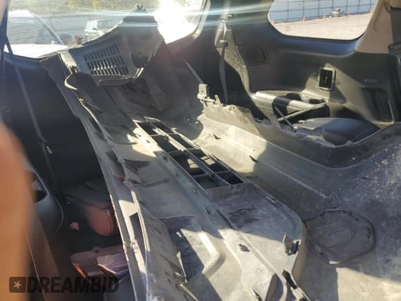 ✅ 2019 Nissan Pathfinder SL • VIN: 5N1DR2MM1KC594448 • Лот: 84829985. Опубликован ранее на Copart с пробегом 150 666 миль. Бесплатный доступ к архиву аукционных продаж из США и подробный отчёт об истории автомобиля на DreamBid. Изображение 13.