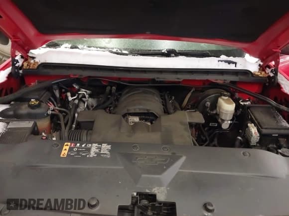 ✅ 2019 Chevrolet Silverado 1500 LT • VIN: 2GCVKPEC0K1114048 • Lot: 43668162. Wystawiony na IAAI z przebiegiem 106 363 mil. Bezpłatny archiwum sprzedaży aukcyjnych z USA i szczegółowy raport historii pojazdu na DreamBid. Zdjęcie 10.