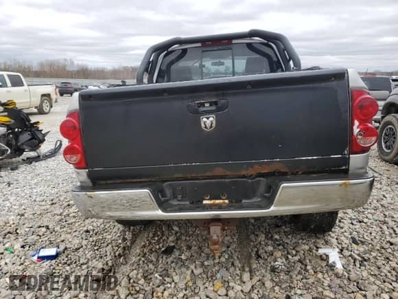 2007 Dodge 1500 SLT with VIN 1D7HU16267J558287, listed as a Copart auction lot 50923355 with 164,838 mi miles and Clean title. Bid and sale history available at DreamBid. Image 6.