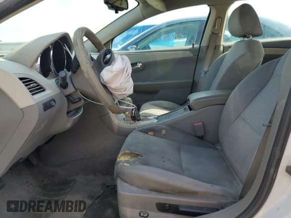 ✅ 2010 Chevrolet Malibu 1LT • VIN: 1G1ZC5EB9AF196534 • Lot: 71019394. Listed on Copart with 157,272 mi. Free auction sales archive from the USA and detailed vehicle history report at DreamBid. Image 7.