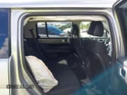 ✅ 2024 Hyundai Santa Fe SE • VIN: 5NMP14GL2RH038880 • Lot: 43404734. Wystawiony na IAAI z przebiegiem 18 561 mil. Bezpłatny archiwum sprzedaży aukcyjnych z USA i szczegółowy raport historii pojazdu na DreamBid. Zdjęcie 8.