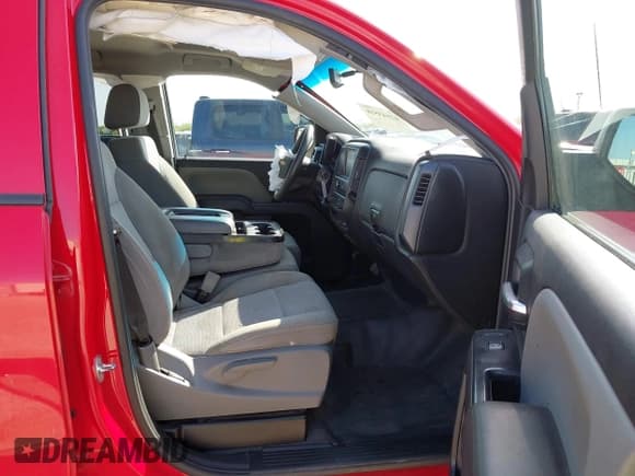 ✅ 2018 Chevrolet Silverado 1500 Custom • VIN: 1GCRCPEH0JZ164030 • Лот: 42543518. Опубликован ранее на IAAI с пробегом 126 708 миль. Бесплатный доступ к архиву аукционных продаж из США и подробный отчёт об истории автомобиля на DreamBid. Изображение 5.