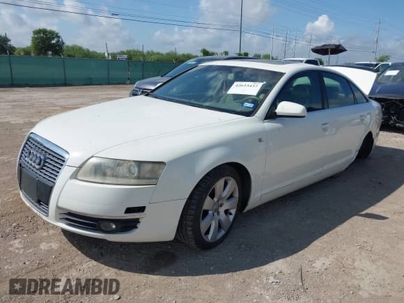 ✅ 2005 Audi A6 • VIN: WAUDG74F15N123897 • Лот: 42623437. Опубликован ранее на IAAI с пробегом 113 648 миль. Бесплатный доступ к архиву аукционных продаж из США и подробный отчёт об истории автомобиля на DreamBid. Изображение 2.