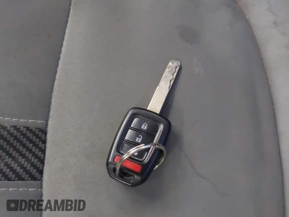 ✅ 2016 Honda Civic LX • VIN: 19XFC2F56GE040861 • Лот: 43329368. Опубликован ранее на IAAI с пробегом 125 450 миль. Бесплатный доступ к архиву аукционных продаж из США и подробный отчёт об истории автомобиля на DreamBid. Изображение 11.