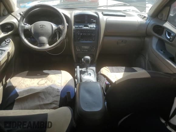 ✅ 2004 Hyundai Santa Fe GLS • VIN: KM8SC13E24U667076 • Lot: 69089595. Listed on Copart with 203,786 mi. Free auction sales archive from the USA and detailed vehicle history report at DreamBid. Image 8.