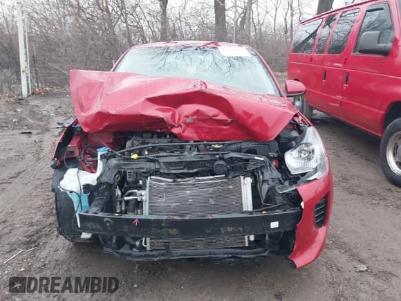 ✅ 2018 Kia Rio LX • VIN: 3KPA24AB0JE121075 • Lot: 41133443. Wystawiony na IAAI z przebiegiem 130 357 mil. Bezpłatny archiwum sprzedaży aukcyjnych z USA i szczegółowy raport historii pojazdu na DreamBid. Zdjęcie 13.