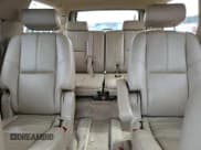 ✅ 2008 Chevrolet Suburban Commercial • VIN: 1GNFC16078R139197 • Lot: 79330764. Wystawiony na Copart z przebiegiem 291 325 mil. Bezpłatny archiwum sprzedaży aukcyjnych z USA i szczegółowy raport historii pojazdu na DreamBid. Zdjęcie 10.