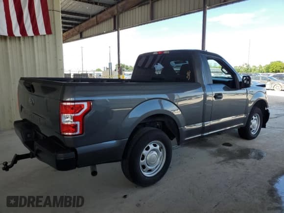 ✅ 2020 Ford F-150 XL • VIN: 1FTMF1CB2LFC63689 • Lot: 63211783. Wystawiony na Copart z przebiegiem 38 104 mil. Bezpłatny archiwum sprzedaży aukcyjnych z USA i szczegółowy raport historii pojazdu na DreamBid. Zdjęcie 3.