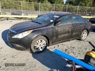 ✅ 2013 Hyundai Sonata GLS • VIN: 5NPEB4AC9DH648400 • Лот: 82289865. Опубликован ранее на Copart с пробегом 169 306 миль. Бесплатный доступ к архиву аукционных продаж из США и подробный отчёт об истории автомобиля на DreamBid. Изображение 1.