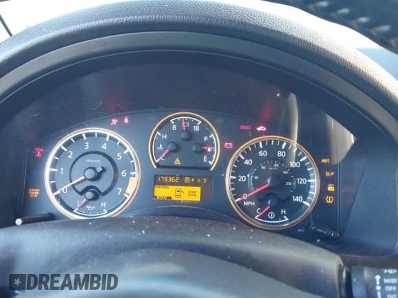 ✅ 2011 Nissan Armada Platinum • VIN: 5N1BA0NF3BN620376 • Lot: 42554042. Listed on IAAI with 180,000 mi. Free auction sales archive from the USA and detailed vehicle history report at DreamBid. Image 7.