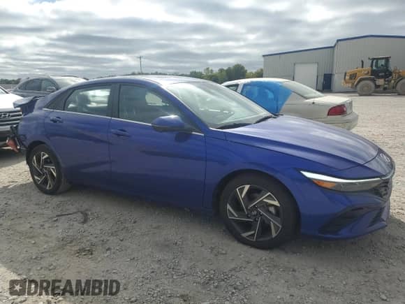 2024 Hyundai Elantra Limited with VIN KMHLP4DG8RU665060, listed as a Copart auction lot 81067385 with 23,707 mi miles and Salvage title. Bid and sale history available at DreamBid. Image 4.