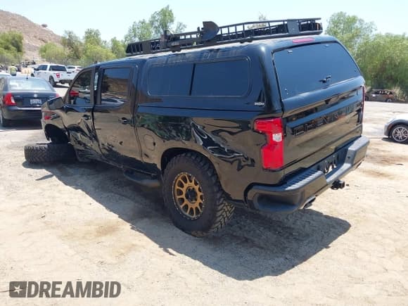 ✅ 2022 Chevrolet Silverado 1500 LT Trail Boss • VIN: 3GCPYFED3NG191955 • Lot: 42676283. Wystawiony na IAAI z przebiegiem 48 933 mil. Bezpłatny archiwum sprzedaży aukcyjnych z USA i szczegółowy raport historii pojazdu na DreamBid. Zdjęcie 3.