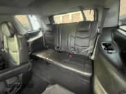 ✅ 2016 Cadillac Escalade Luxury Collection • VIN: 1GYS4BKJ2GR163456 • Lot: 93110455. Wystawiony na Copart z przebiegiem 142 059 mil. Bezpłatny archiwum sprzedaży aukcyjnych z USA i szczegółowy raport historii pojazdu na DreamBid. Zdjęcie 9.