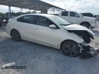 ✅ 2024 Kia Forte LXS • VIN: 3KPF24AD0RE794693 • Lot: 80803185. Listed on Copart with 28,992 mi. Free auction sales archive from the USA and detailed vehicle history report at DreamBid. Image 4.