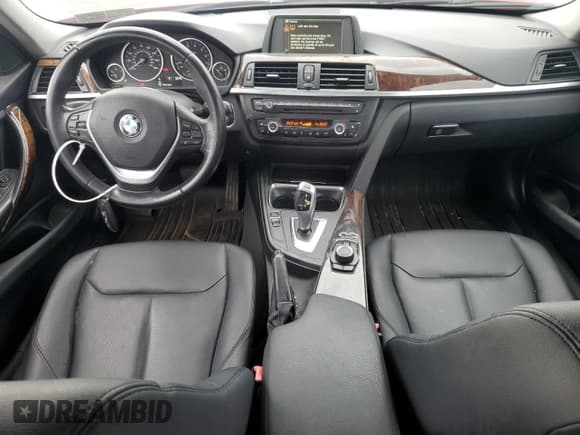 ✅ 2014 BMW 3 Series 328i xDrive • VIN: WBA3B5C56EP542727 • Lot: 91025665. Listed on Copart with 126,414 mi. Free auction sales archive from the USA and detailed vehicle history report at DreamBid. Image 8.