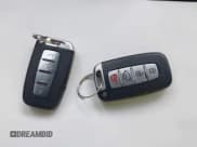 ✅ 2013 Hyundai Veloster Turbo • VIN: KMHTC6AE8DU176516 • Lot: 43166189. Wystawiony na IAAI z przebiegiem 69 989 mil. Bezpłatny archiwum sprzedaży aukcyjnych z USA i szczegółowy raport historii pojazdu na DreamBid. Zdjęcie 11.