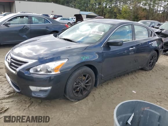 ✅ 2015 Nissan Altima S • VIN: 1N4AL3APXFC413629 • Лот: 90678885. Опубликован ранее на Copart с пробегом 125 033 миль. Бесплатный доступ к архиву аукционных продаж из США и подробный отчёт об истории автомобиля на DreamBid. Изображение 1.