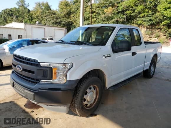 ✅ 2019 Ford F-150 XL • VIN: 1FTEX1C51KKC99925 • Lot: 71648055. Wystawiony na Copart z przebiegiem 61 572 mil. Bezpłatny archiwum sprzedaży aukcyjnych z USA i szczegółowy raport historii pojazdu na DreamBid. Zdjęcie 1.