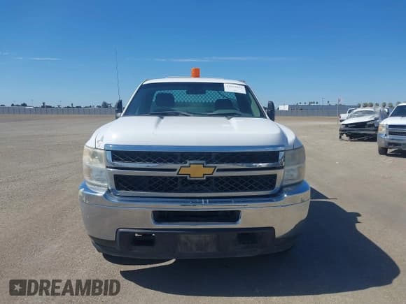 ✅ 2013 Chevrolet Silverado 2500HD Work Truck • VIN: 1GB0CVCG7DF111701 • Lot: 42816623. Wystawiony na IAAI z przebiegiem 162 081 mil. Bezpłatny archiwum sprzedaży aukcyjnych z USA i szczegółowy raport historii pojazdu na DreamBid. Zdjęcie 12.