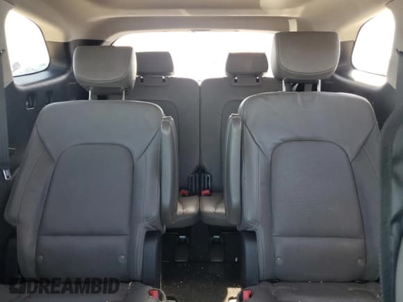 ✅ 2016 Hyundai Santa Fe Limited • VIN: KM8SR4HF5GU148996 • Лот: 54723875. Опубликован ранее на Copart с пробегом 110 645 миль. Бесплатный доступ к архиву аукционных продаж из США и подробный отчёт об истории автомобиля на DreamBid. Изображение 10.