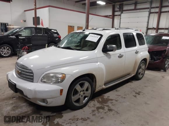 ✅ 2009 Chevrolet HHR 2LT • VIN: 3GNCA53V09S593810 • Lot: 41665476. Listed on IAAI with 147,521 mi. Free auction sales archive from the USA and detailed vehicle history report at DreamBid. Image 17.