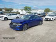 ✅ 2024 Hyundai Elantra SEL • VIN: KMHLM4DG6RU689091 • Lot: 43448185. Listed on IAAI with 33,460 mi. Free auction sales archive from the USA and detailed vehicle history report at DreamBid. Image 2.