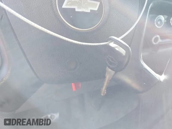 ✅ 2008 Chevrolet Silverado 1500 Work Truck • VIN: 1GCEC14X38Z119484 • Lot: 43679570. Listed on IAAI with 282,782 mi. Free auction sales archive from the USA and detailed vehicle history report at DreamBid. Image 11.