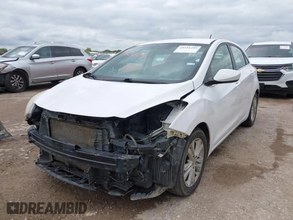 ✅ 2014 Hyundai Elantra • VIN: KMHD35LH2EU165700 • Lot: 43291293. Listed on IAAI with 152,941 mi. Free auction sales archive from the USA and detailed vehicle history report at DreamBid. Image 18.