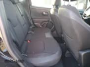 ✅ 2018 Jeep Renegade Latitude • VIN: ZACCJABB7JPH42728 • Lot: 87210145. Listed on Copart with 71,279 mi. Free auction sales archive from the USA and detailed vehicle history report at DreamBid. Image 10.